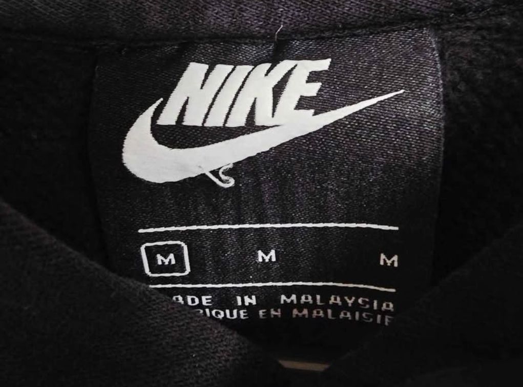 Nike Pulls & Sweat-shirts: NIKE Pullover Gr. M – D'occasion à St.Peterzell par the2ndchance 2