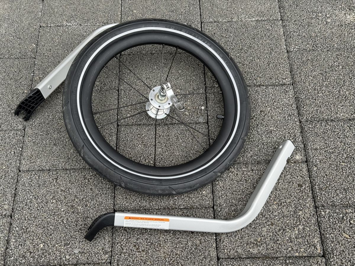 Thule Anhänger: Thule Chariot Jogging Kit 2 – Gebraucht aus Ennetbürgen von Ruvm3io 1