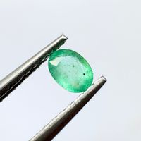 Natural Emerald - 4 x 3 mm - 0.24 ct - Zambia