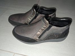 A vendre chaussures Rieker taille 38