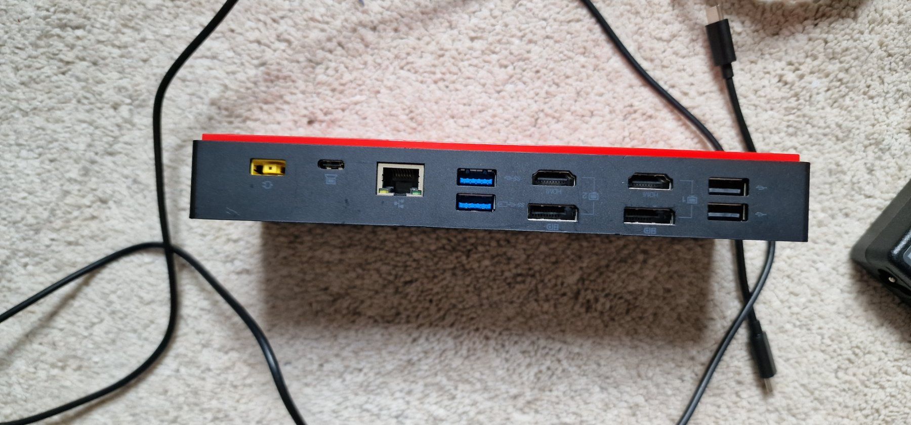 Lenovo Docking station: Lenovo ThinkPad USB-C 130W Docking Station – Usato da Gerlafingen venduto da diotech 3
