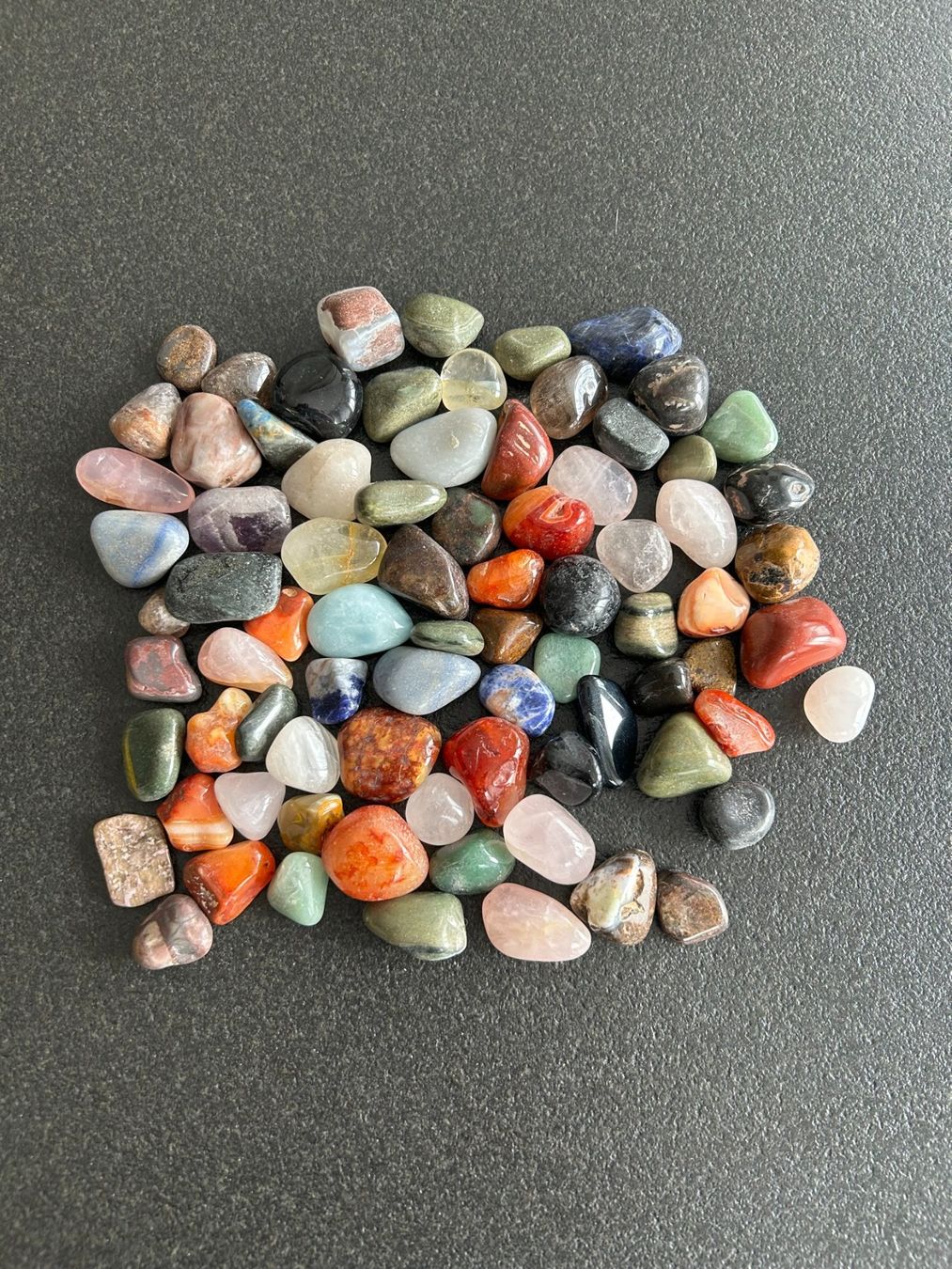 Pietre preziose: Trommelsteine, Heilsteine, Dekosteine, Mix. – Usato da Root venduto da Mpcshop