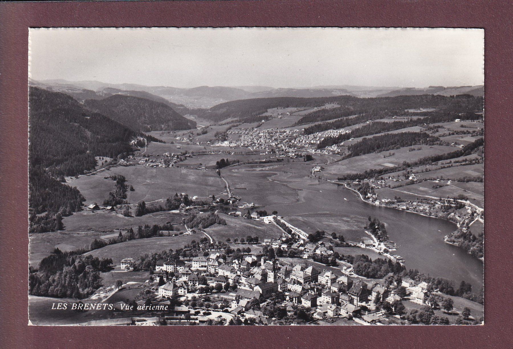 Cartoline postali: Vue aérienne - LES BRENETS – Usato da Pully venduto da nicecards