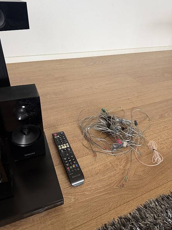 Systèmes audio & multimédias: Samsung HT-E5500 – D'occasion à Gordola par Lokimaster 1