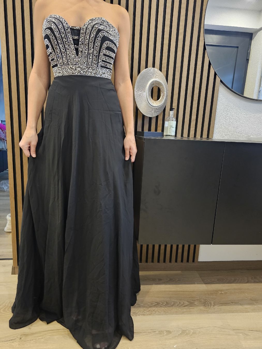 Vestiti: abendkleid – Usato da Grosshöchstetten venduto da Qenko 1