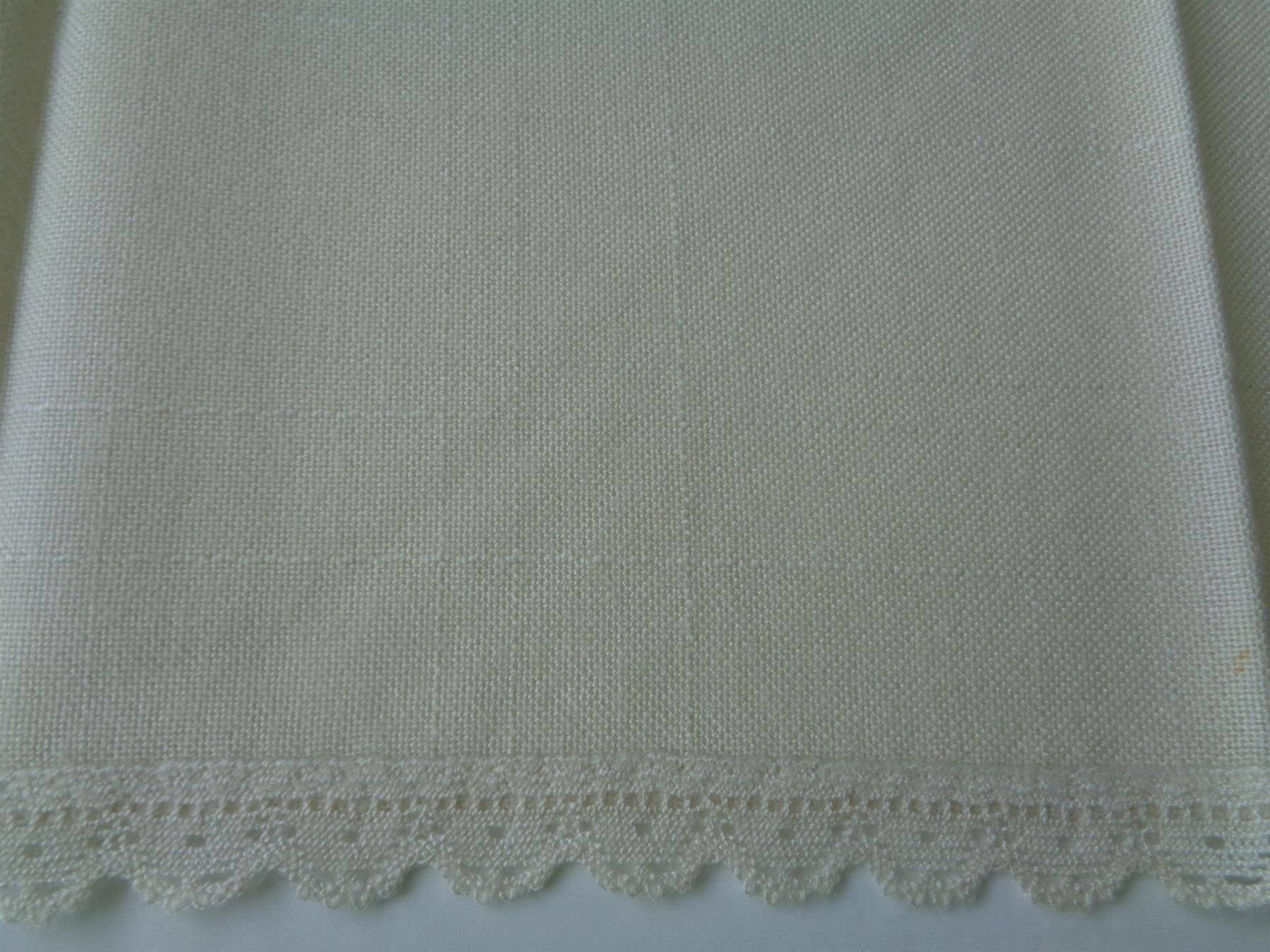 Decken: Tischdecke beige 79x79 cm. Polyacryl – Gebraucht aus Chur von omonia 3