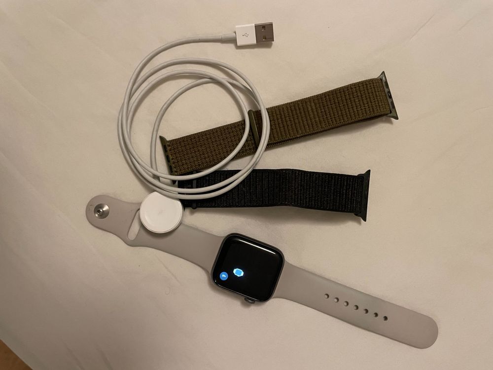 Apple Watch Series 4 | Kaufen auf Ricardo