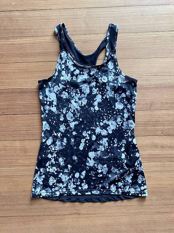 Nike T-Shirts: Running Shirt von Nike – Gebraucht aus Aarau von lacrimara