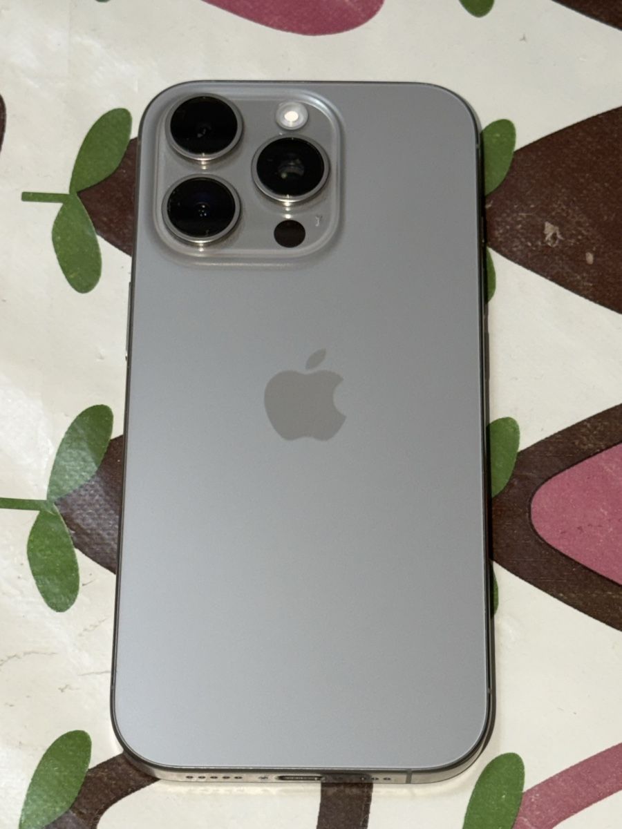 Apple Telefoni cellulari / Smartphones: iPhone 16 Pro 256GB Natural Titanium – Usato da Olten venduto da TonaF 3