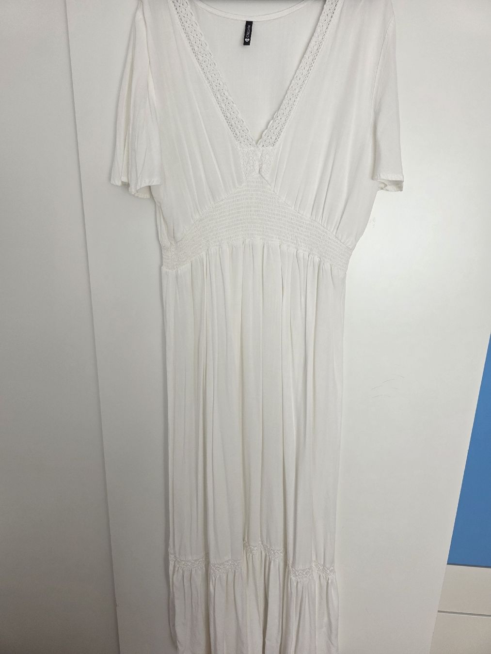 Robes: Weisses Kleid – Neuf (Voir description) à Trimbach par asa_7tds 3