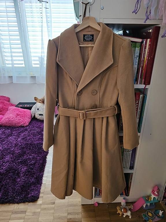 Lotti di vestiti: Grosses Retro Kleider Paket – Usato da St. Gallen venduto da ejw_w9pv 2