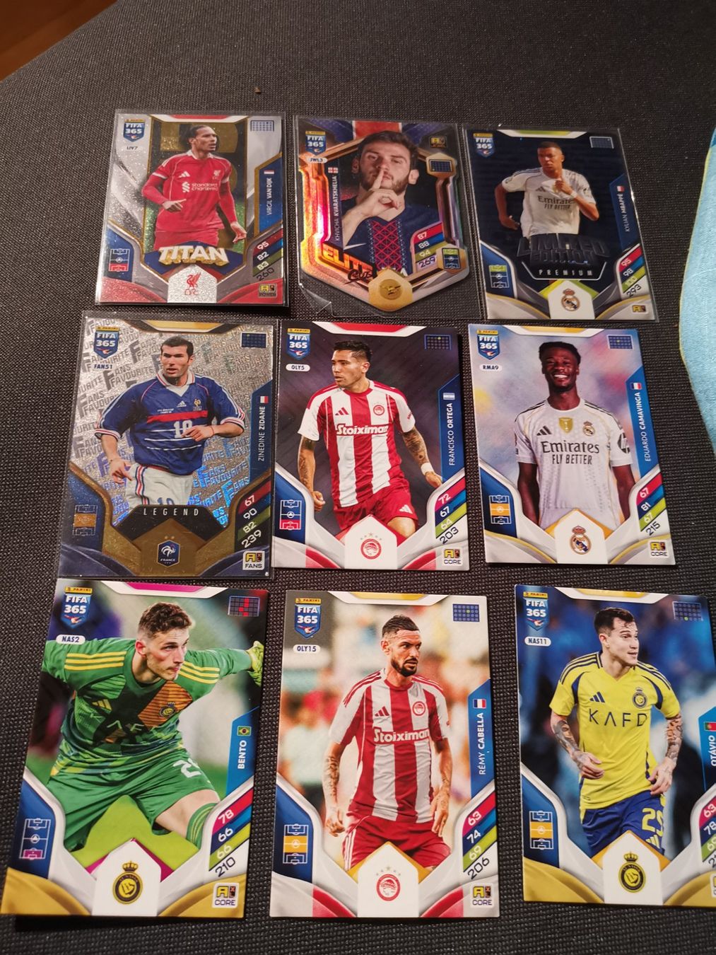 Topps Carte collezionabili: Fussball Sammelbilder – Usato da Altnau venduto da playboy