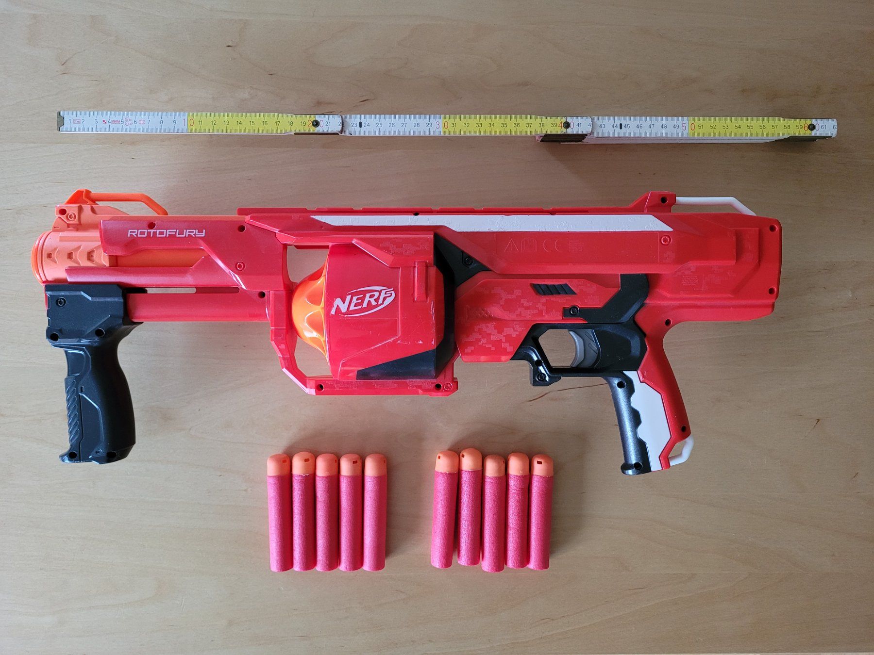 Nerf Spielzeuge: Nerf Mega Rotofury mit 10 Darts – Gebraucht aus Wiesendangen von  2
