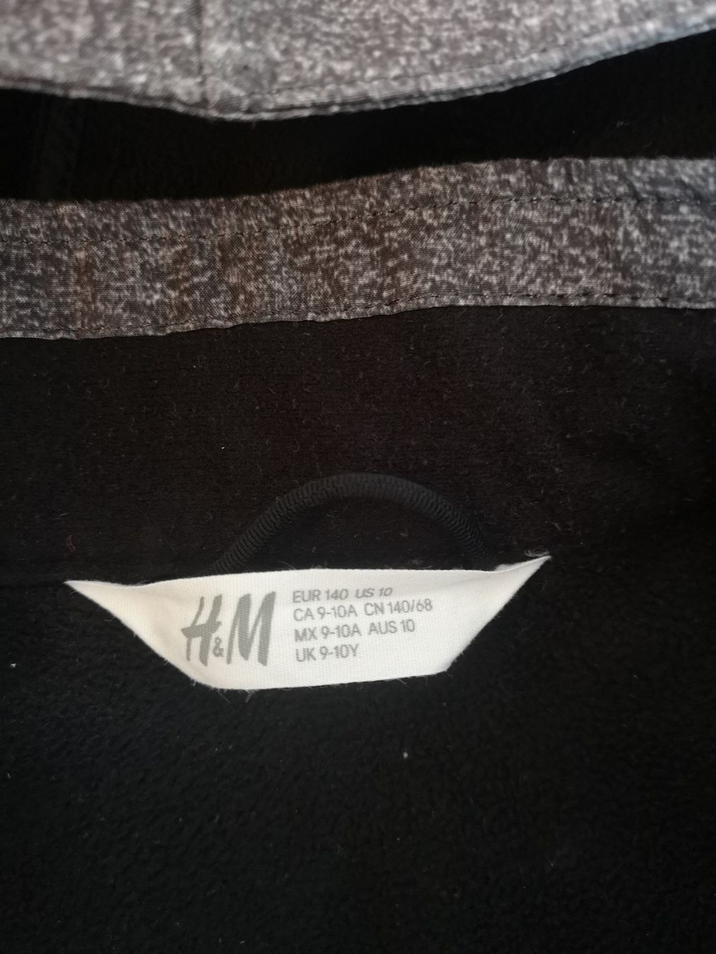 H&M Jacken & Mäntel: Softshelljacke H&M Gr. 140 TOP ZUSTAND – Gebraucht aus Fällanden von has_8zdw 3