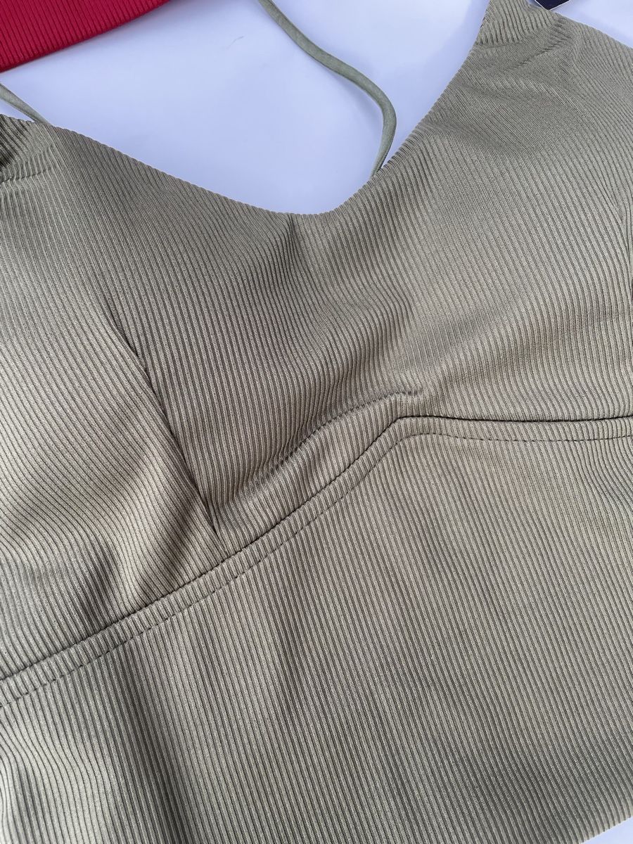 Lotti di vestiti: Paket Set neu Damen Tops L XL basic elastisch mit cup 747 – Nuovo e nell'imballaggio originale da Vinelz venduto da Messer2007 3