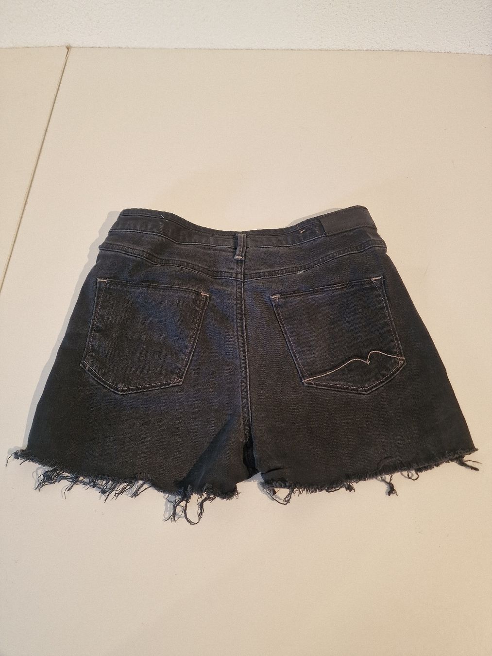 Maison Scotch Jeans: Neue Maison Scotch Jeans Shorts, Gr. 27 – Neu (gemäss Beschreibung) aus St. Margrethen SG von Goldig 2
