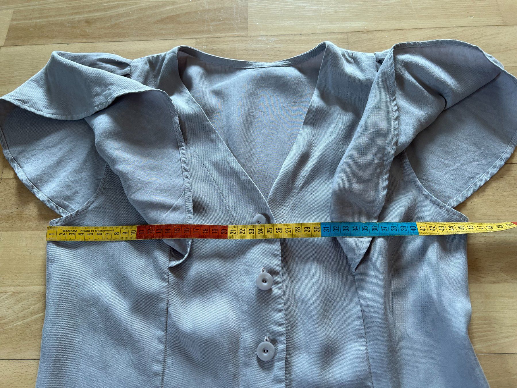 Colora Camicette: Colora Damen Bluse, Gr. S, Farbe: Hellgrau, NEU – Nuovo e nell'imballaggio originale da Worb venduto da farben20zauber 4