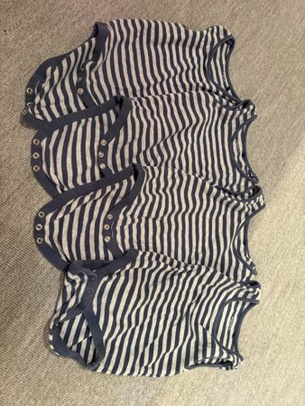 4 Baby Bodys gestreift blau weiss Grösse 86