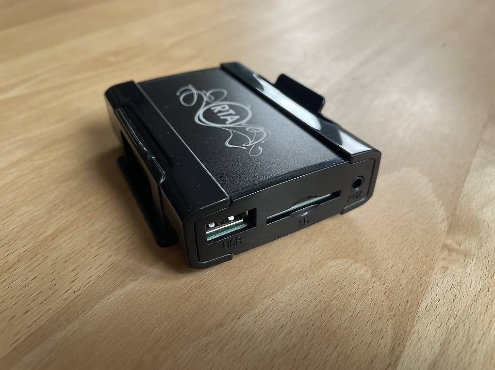 Laufwerke & Adapter: Volvo Audio Adapter – Gebraucht aus Wabern von ric_9q8x 1
