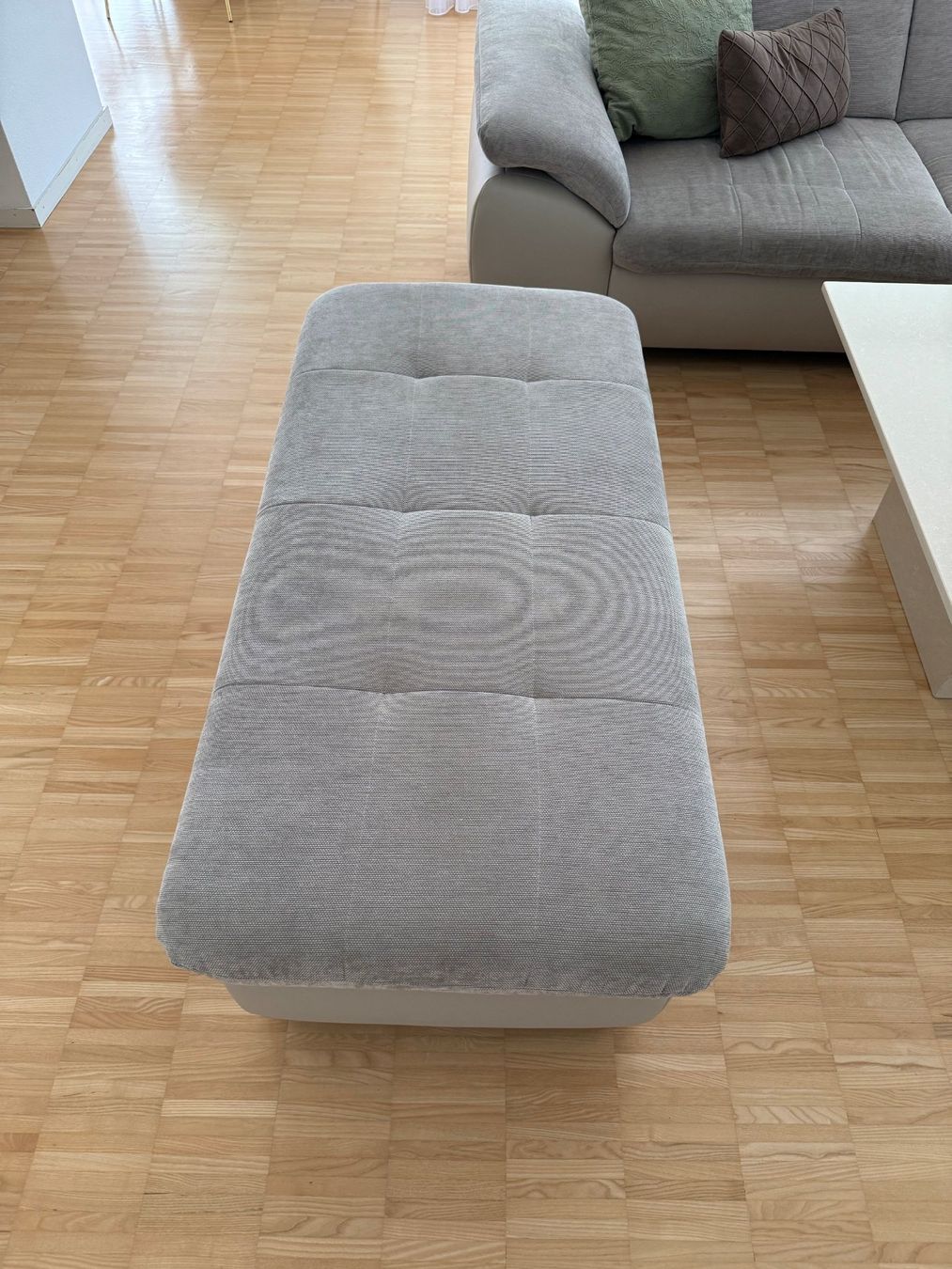 Sofas: Ecksofa mit Hocker und manueller Verstellung – Gebraucht aus St. Gallen von Edi040 8