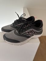 New Balance 713 Women Running Shoes Gr 38.5 EU
