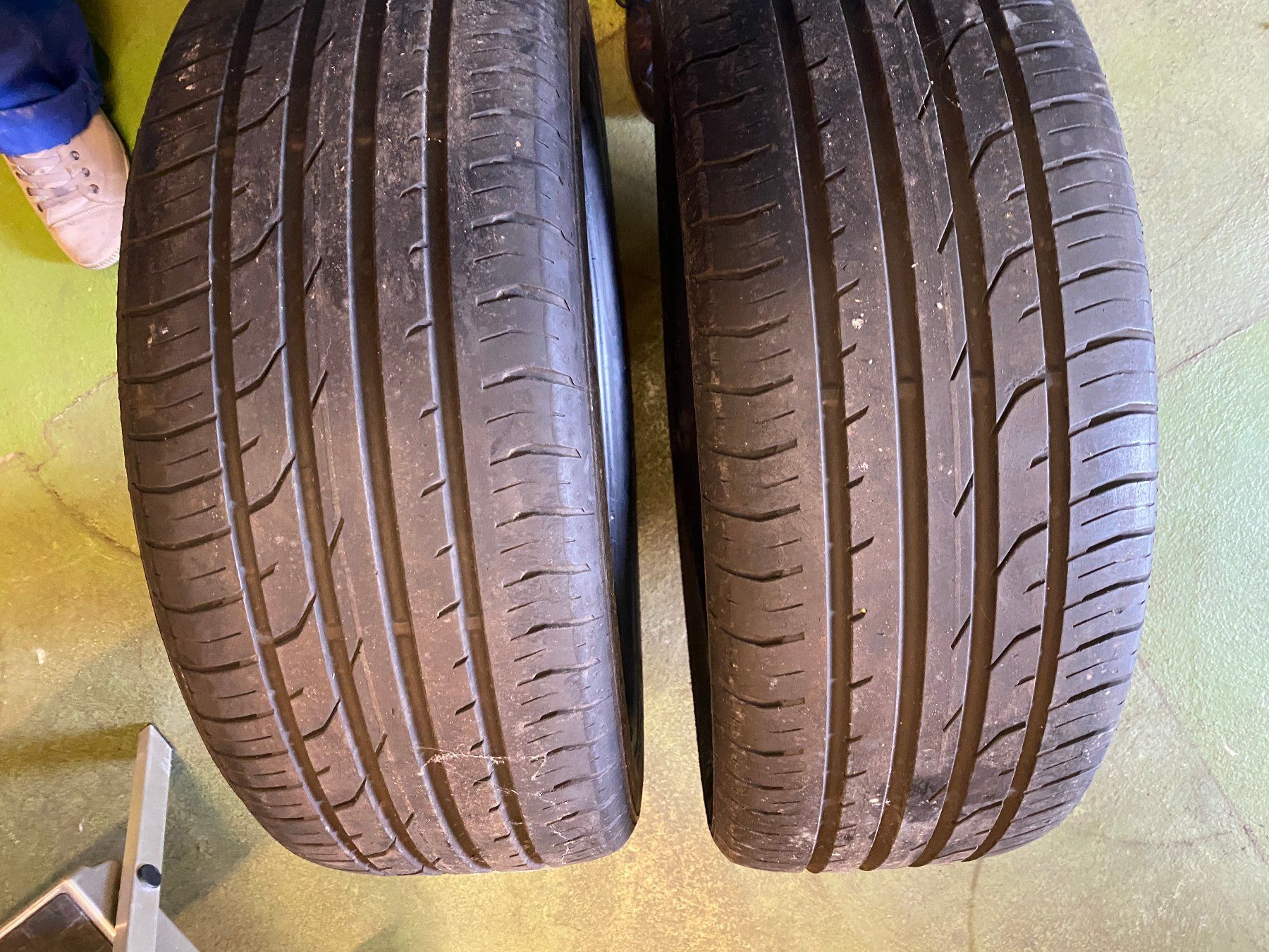 Continental Pneus & Kompletträder: Sommerreifen 225/55 R17 – Gebraucht aus Kaltbrunn von Steoli74