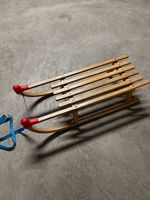 Belle luge en bois