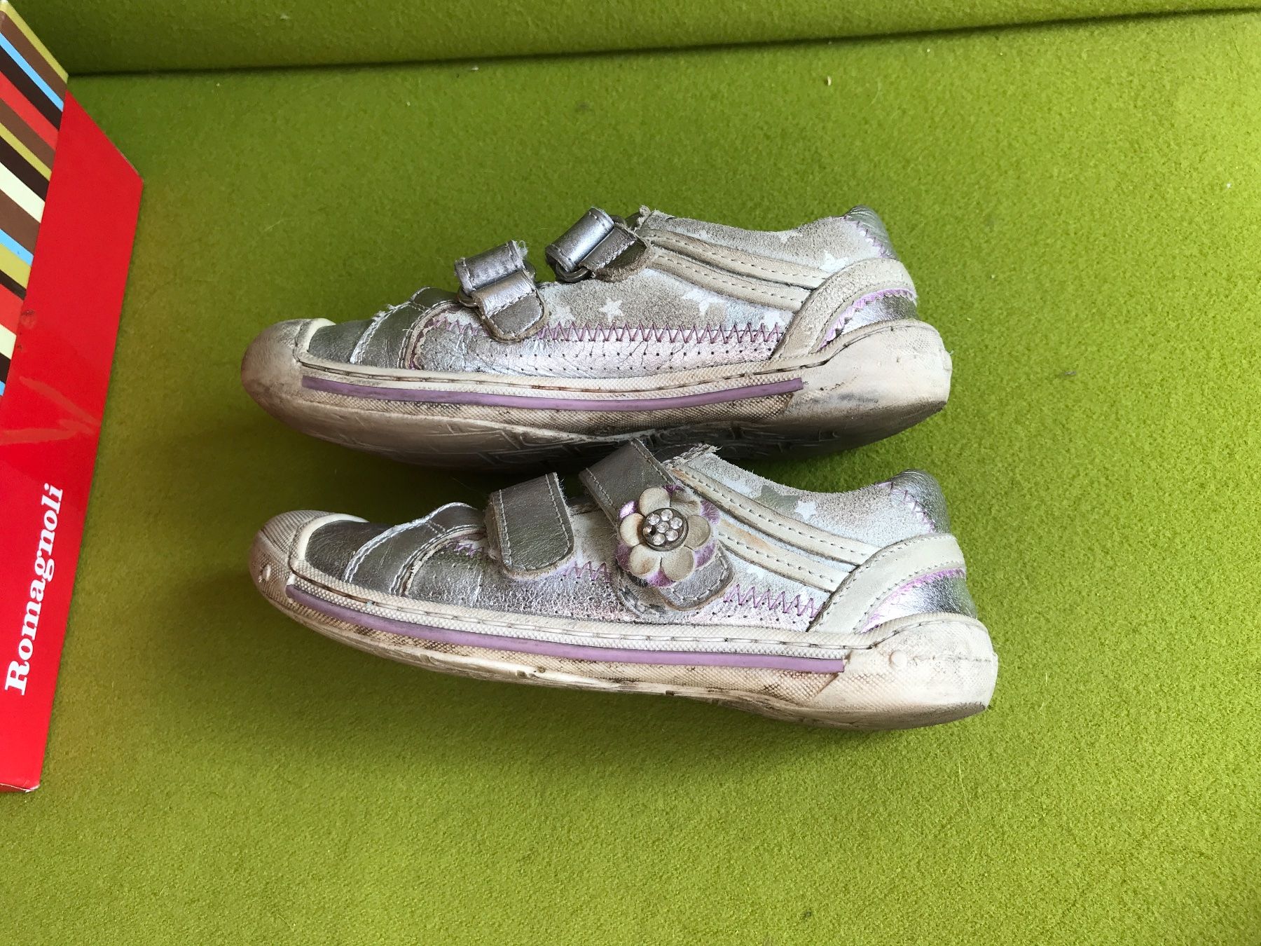Scarpe per ragazze: Klasse Leder Halbschuhe 28 – Usato da Basel venduto da rosna 1