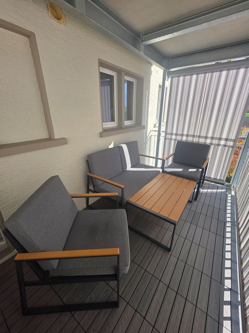 Ensemble table et chaises: Balkon Möbel Lounge – D'occasion à Scherzingen par Benjanil 1