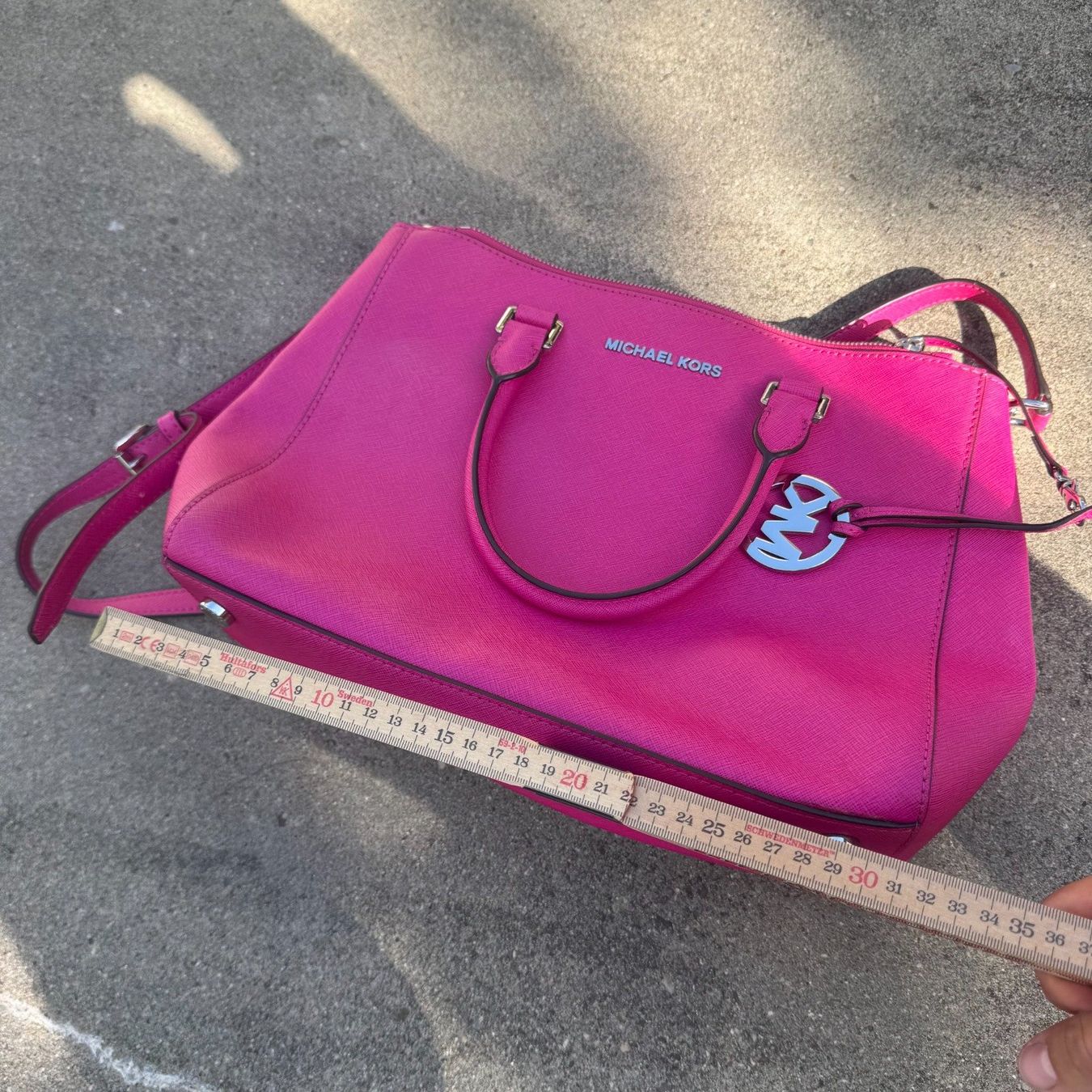 Michael Kors Sacs femmes: Michael Kors pink designer handbag – D'occasion à St. Gallen par sourced_limited 5