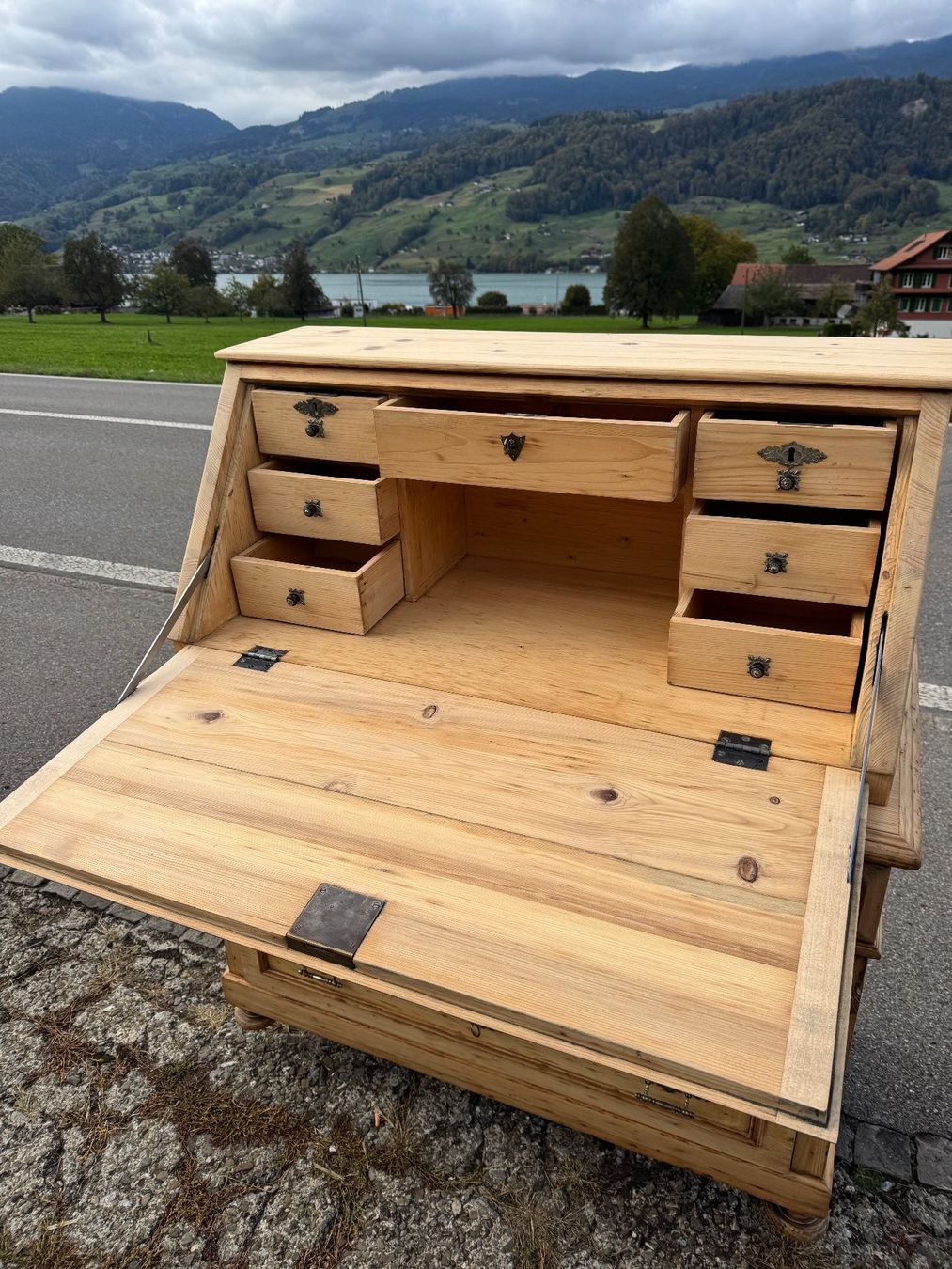 Kommoden: Schreibkomode  Holz mit Schubladen – Gebraucht aus Sachseln von BONATI01 1