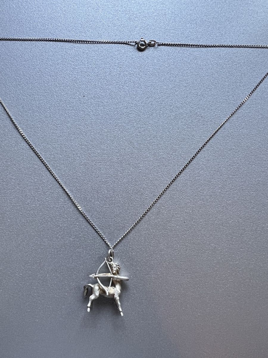 Ketten: Vintage Silver Sagittarius Centaur Archer Necklace! – Gebraucht aus Laufen von Trendmarket 4