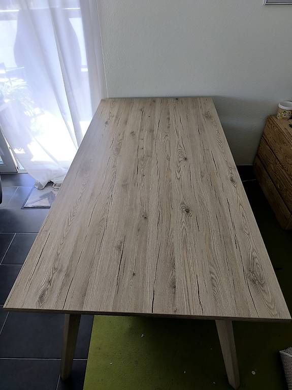 Tische: Esstisch Eichenoptik 180cm – Gebraucht aus Vordemwald von Mueuer 3