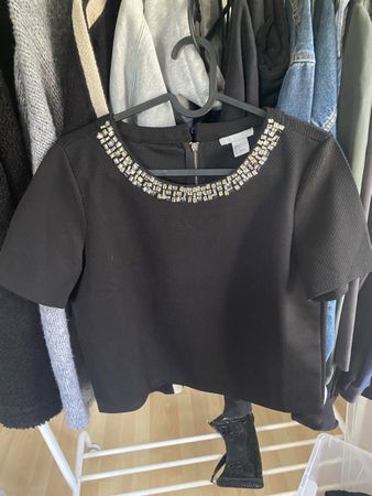Schickes, kurzes, schwarzes H&M Oberteil, Grösse S