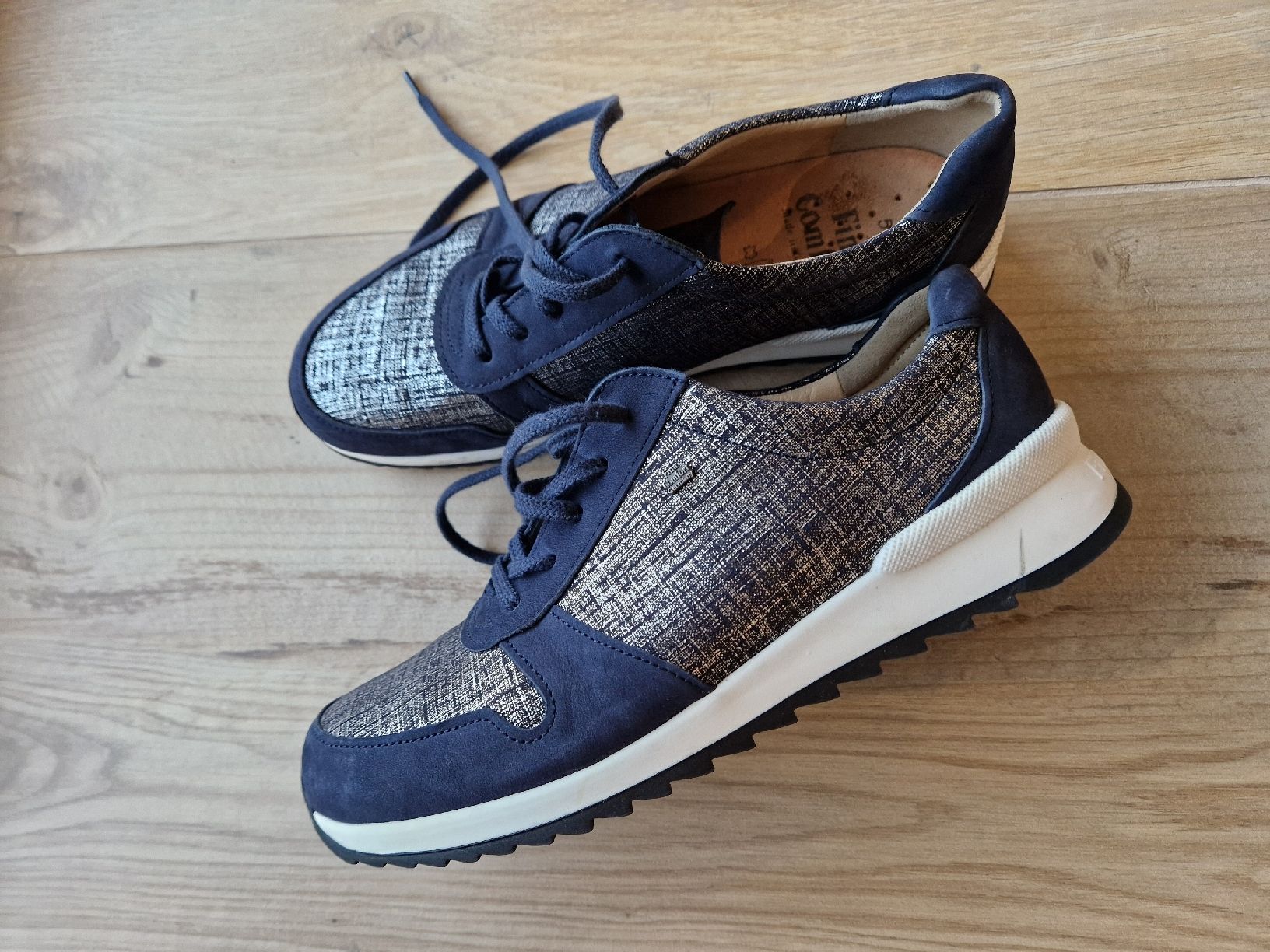 Damenschuhe: Finnfort Halbschuhe blau gemustert – Gebraucht aus Roggliswil von bi10do 2
