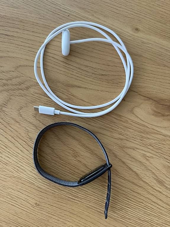 Smartwatch: 2x Google FitBit (Preis pro Stk.) – Usato da Arbon venduto da kev_rth7 1