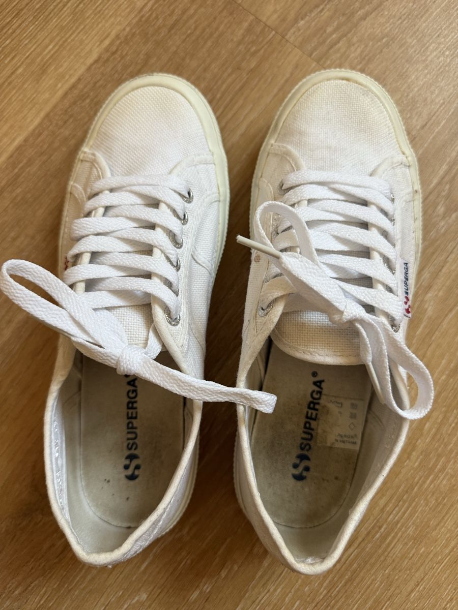 Superga Herrenschuhe: Baskets en toile blanc Superga, p.39 – Gebraucht aus Tavannes von Thriftshop 3