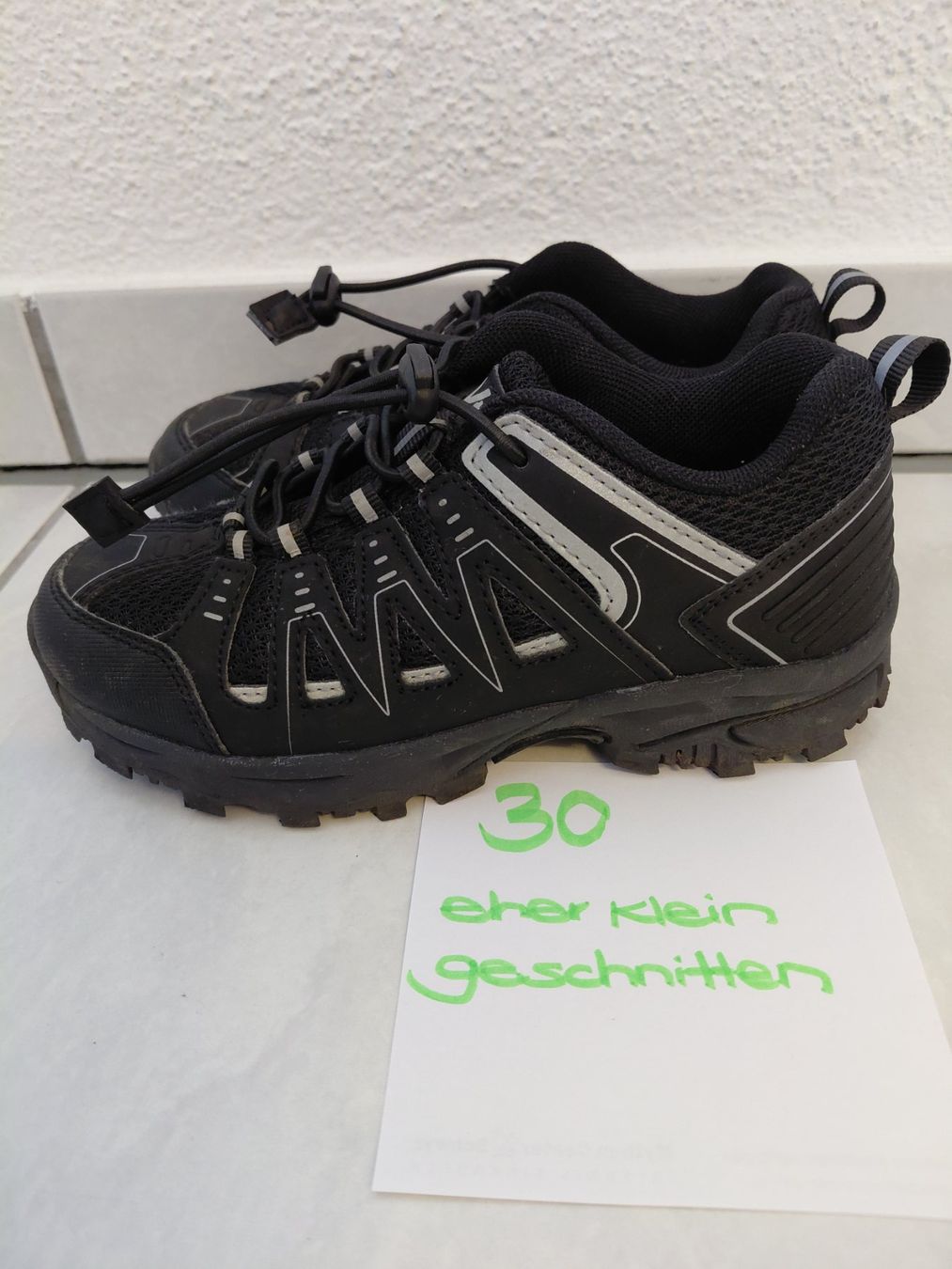 Scarpe per ragazzi: Trekkingshuhe Vty, Grösse 30 – Usato da Schwyz venduto da Gilmour83