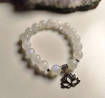 Bracelet fait main en pierre de lune 9.5mm