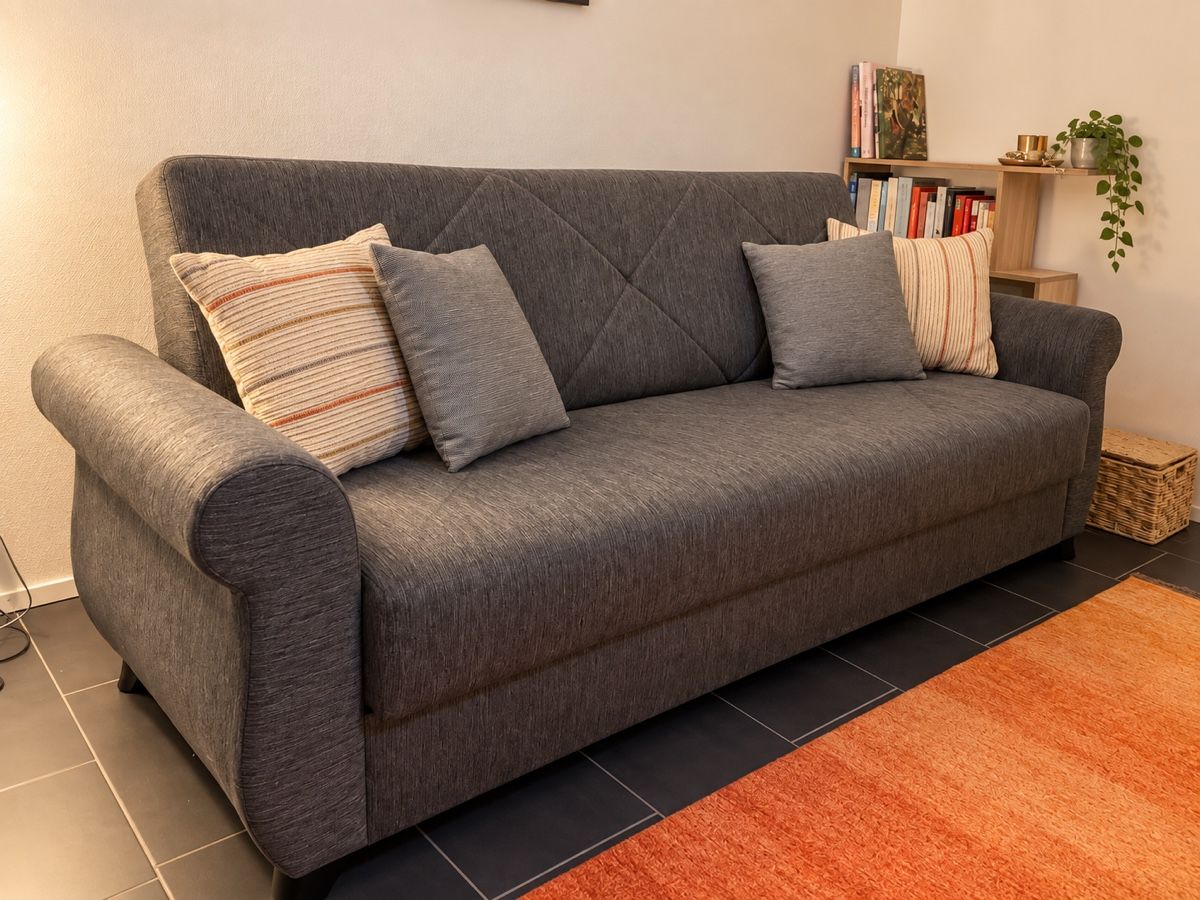 Sofas: Sofa Couch Schlafsofa Sleeping Couch – D'occasion à Schenkon par beri007 1