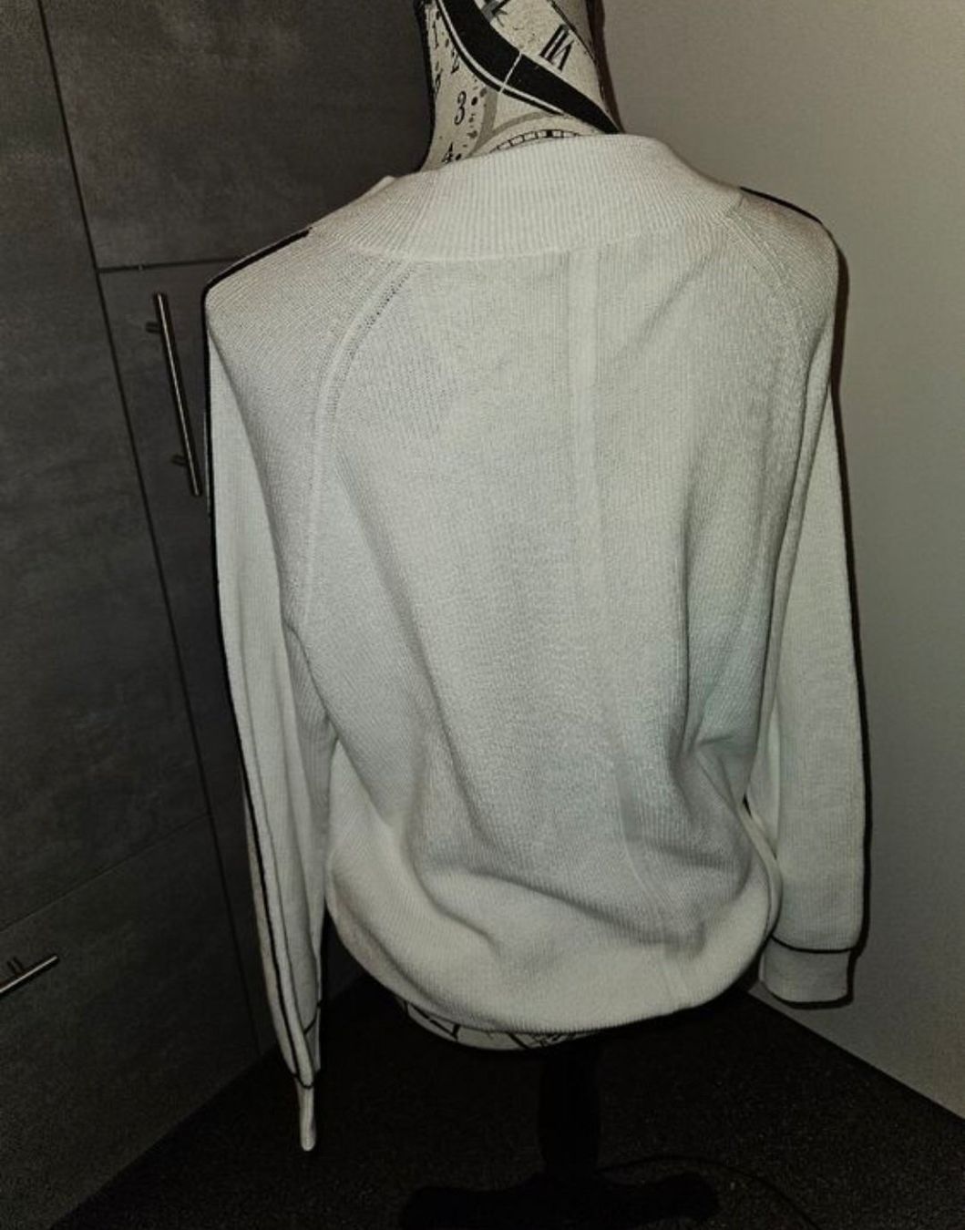 Cecil Maglioni & Felpe: Weisser Strickpullover Cecil M – Nuovo (secondo la descrizione) da Ormalingen venduto da nomolnoi 2