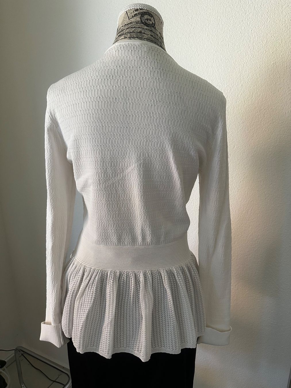 Sandro Maglioni & Felpe: Sandro Pullover – Nuovo e nell'imballaggio originale da Alpnach Dorf venduto da ljusja 1