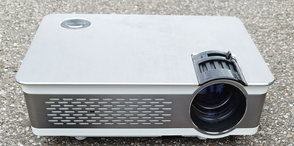 VBESTLIFE 1080p Mini Projektor Mit Lautsprecher - Tragbares Heimkino Für Garten, Camping & Wohnzimmer