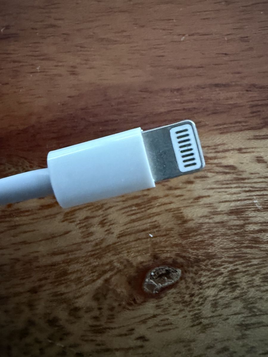 Apple Kabel: USB Kabel für Apple iPhone / iPad, Neu, 10 Stück  – Neu und originalverpackt aus Widnau von Doctor_Hemp 2