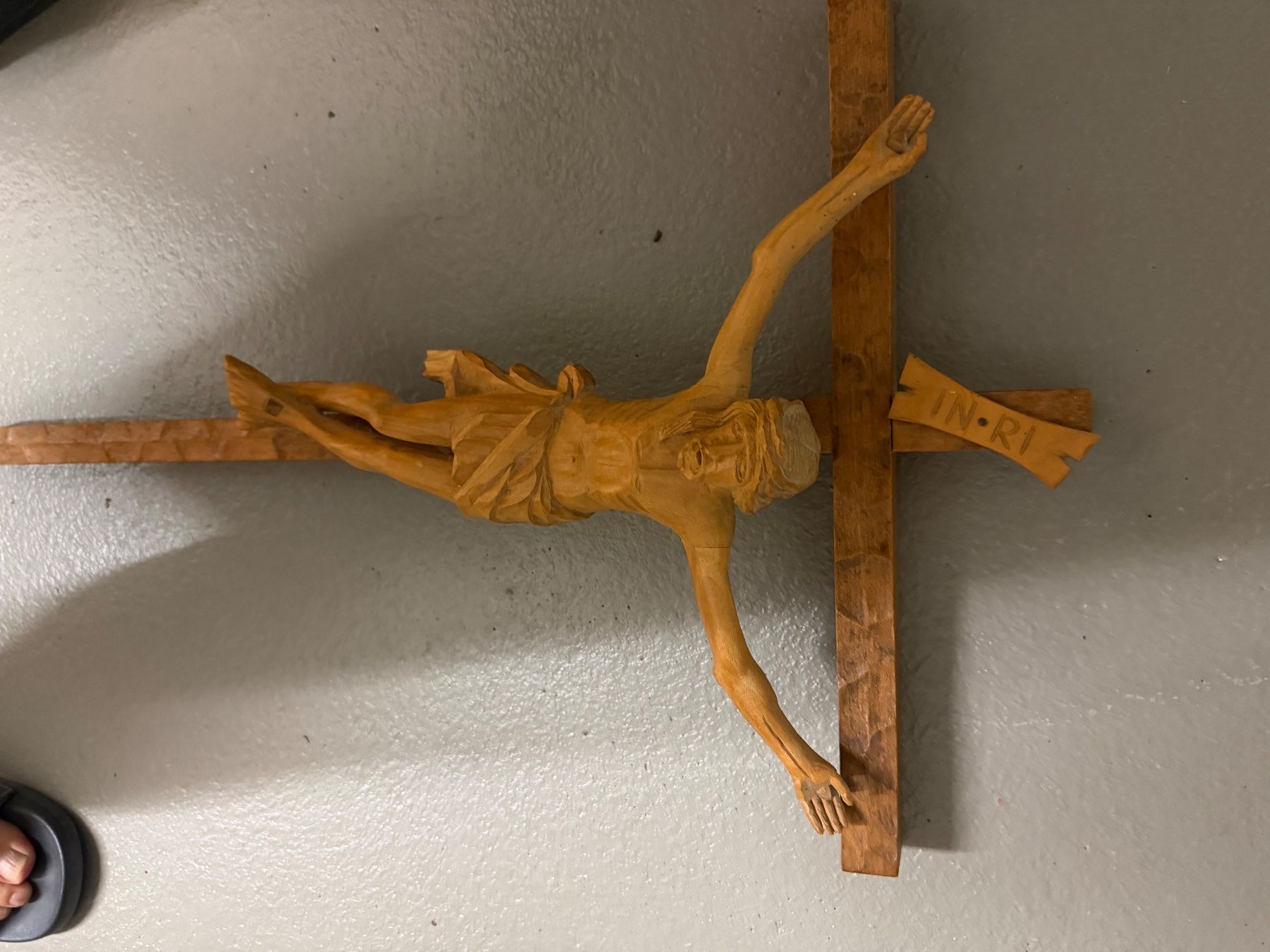 Statuette: Kreuz Jesus Handgeschnitzt – Usato da Ossingen venduto da kimpossibel