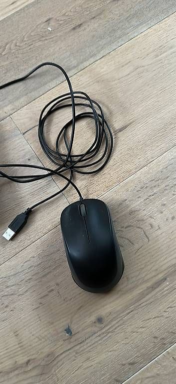 Tastiere: Maus und Tastatur – Usato da Lommis venduto da jen_6xz7 1