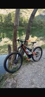 VTT électrique Rocky Mountain tout suspendu beige