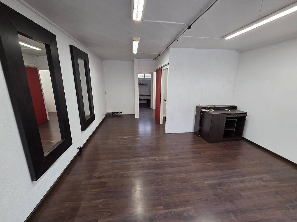 Altro per Ufficio & Commercio: Laden zu Vermieten – Usato da Schafhausen i. E. venduto da Adrian075 1