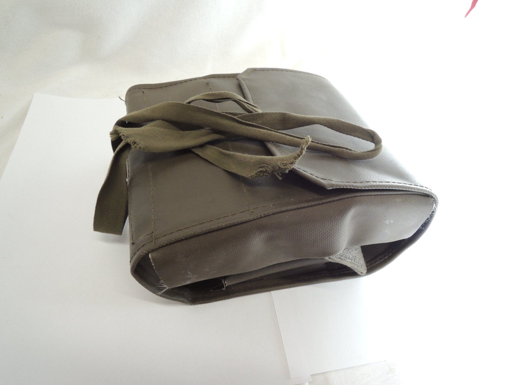 Armée suisse Uniformes: Schweizer Armee Schuhputzzeug – D'occasion à Uznach par Othmar52