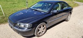 Volvo S60 2.4T AWD